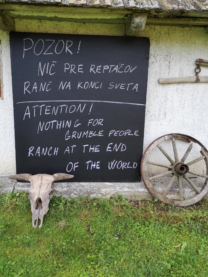 Hotel Ranc Nova Zem à Blatná Polianka Extérieur photo